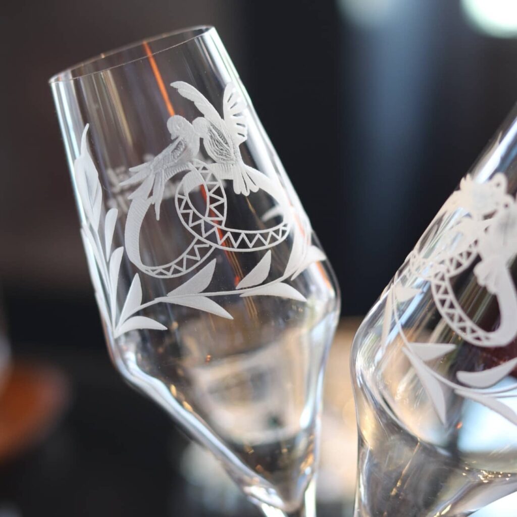 15 ans de mariage : noces de cristal, symboles et idées cadeaux